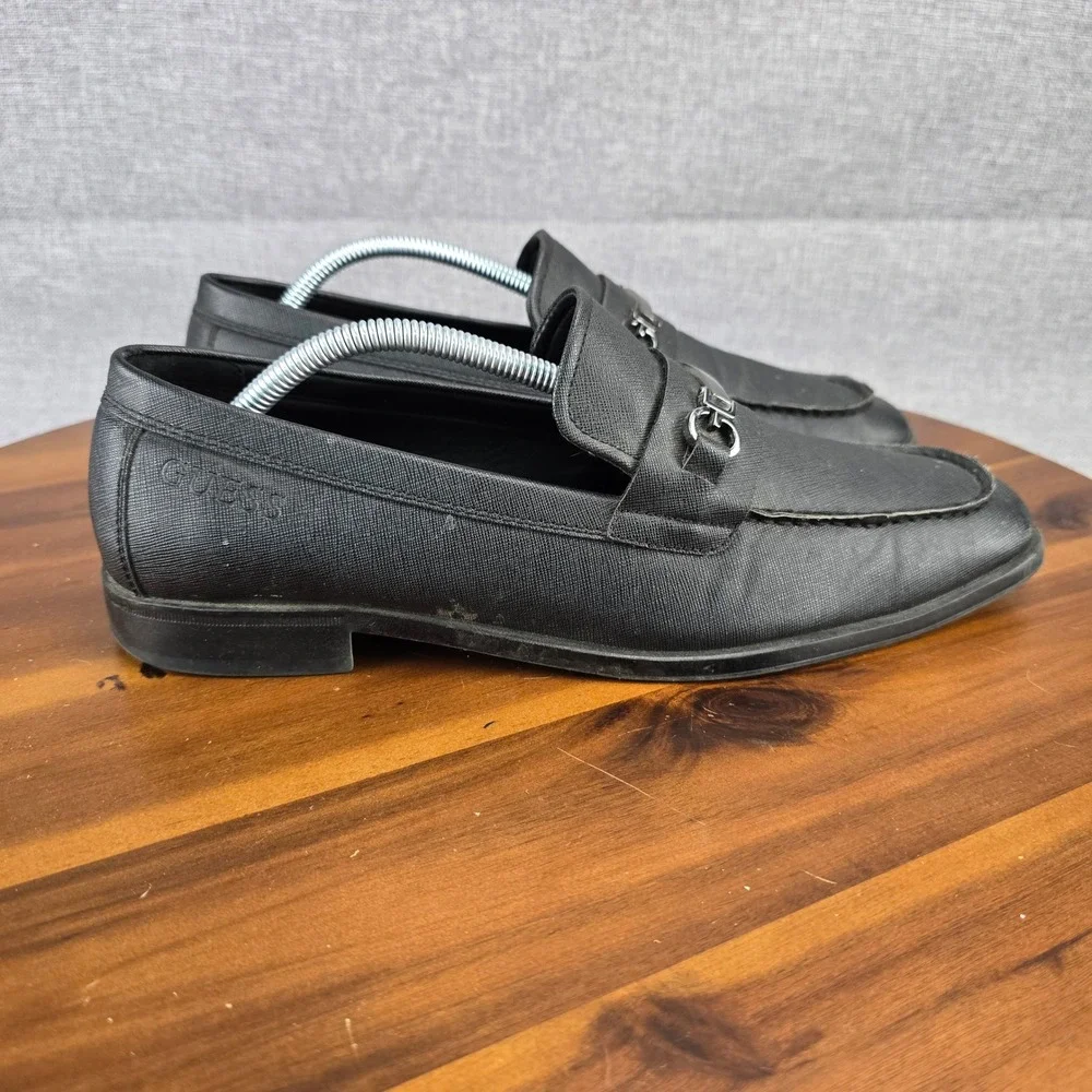 GUESS Mens Black Loafer Shoes Style GMHALDIE R Size‎ 9.5 U S